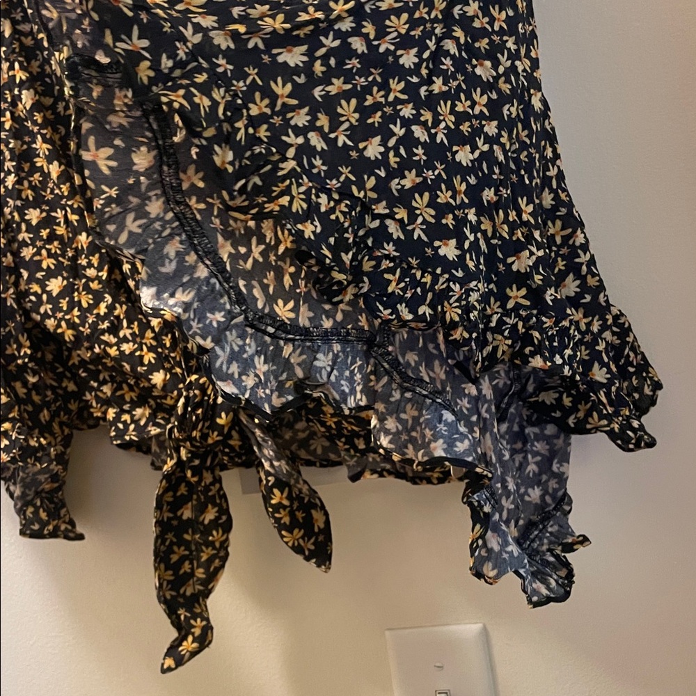 Free People Floral Top - Picture 4 of 7